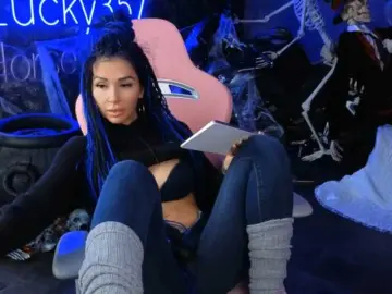 -BABAYAGA-  live sex cam