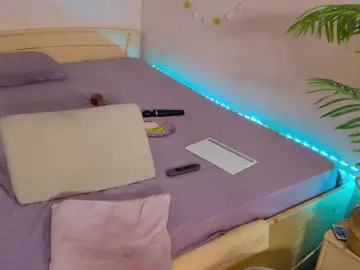 -Goldy-  live sex cam