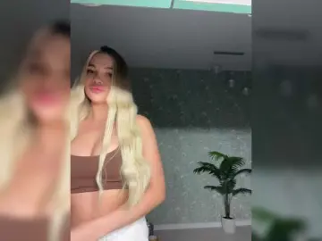 AlexaRayS  live sex cam