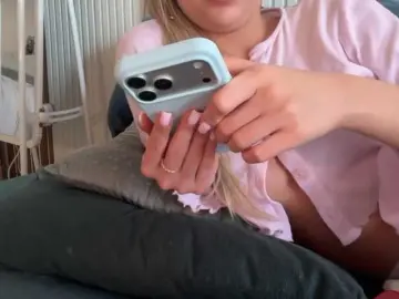 AlexaRayS  live sex cam