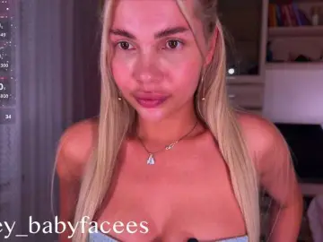 AlexaRayS  live sex cam