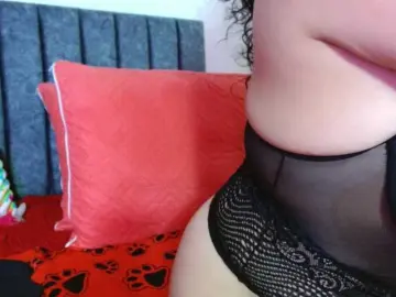 Lilith-3  live sex cam