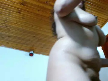 Lilith-3  live sex cam