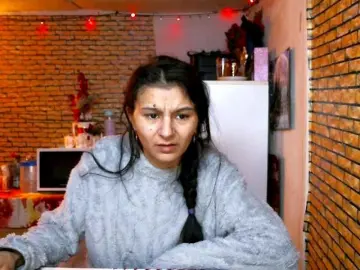 Pervertqueen  live sex cam