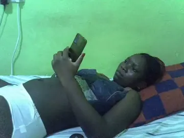 SASSY-Lissa  live sex cam