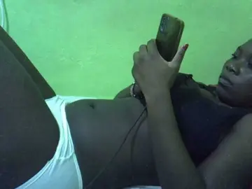 SASSY-Lissa  live sex cam