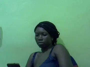 SASSY-Lissa  live sex cam