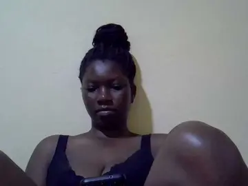 SASSY-Lissa  live sex cam