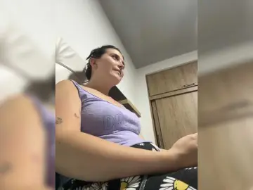 Karlacortes1  live sex cam