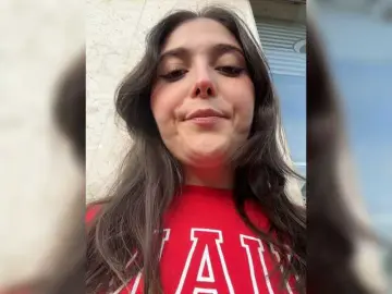 Karlacortes1  live sex cam