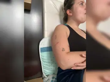 Karlacortes1  live sex cam