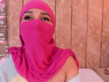 -Alisha  live sex cam