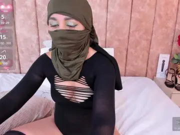 -Alisha  live sex cam