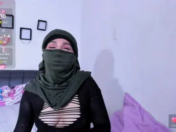 -Alisha  live sex cam