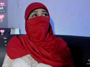 -Alisha  live sex cam