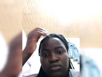 Creamyypussy  live sex cam