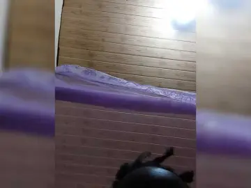 Creamyypussy  live sex cam