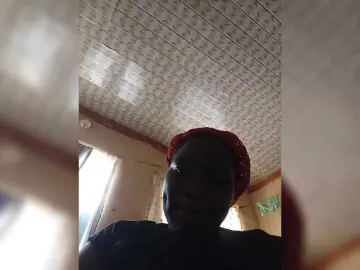 Creamyypussy  live sex cam