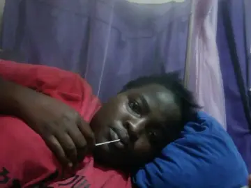 Creamyypussy  live sex cam