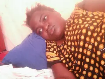 Creamyypussy  live sex cam