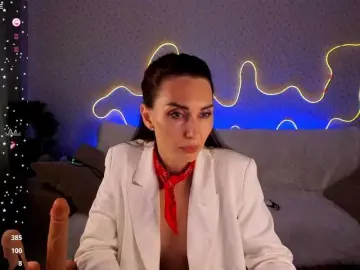 EternalLilith  live sex cam