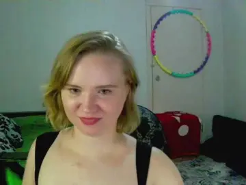 Ketrincold  live sex cam