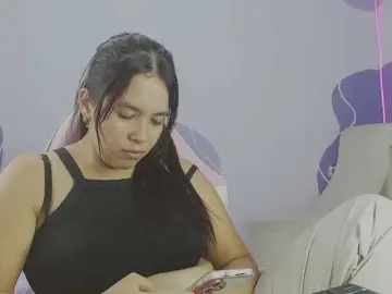 MaddycurvyScarletmh  live sex cam
