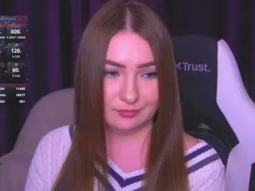 Kriss-kisa  live sex cam