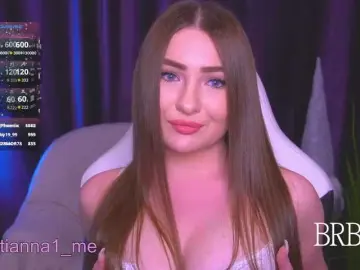 Kriss-kisa  live sex cam