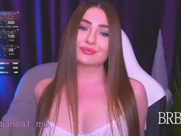 Kriss-kisa  live sex cam