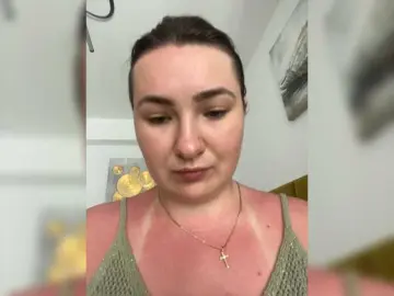 Kriss-kisa  live sex cam