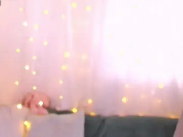 Miss-milka  live sex cam