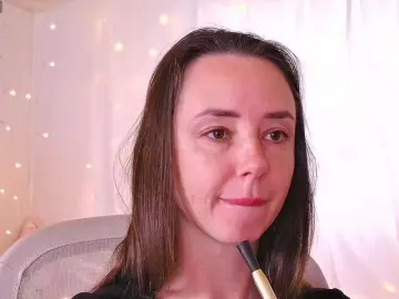 Miss-milka  live sex cam