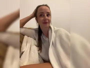 Miss-milka  live sex cam