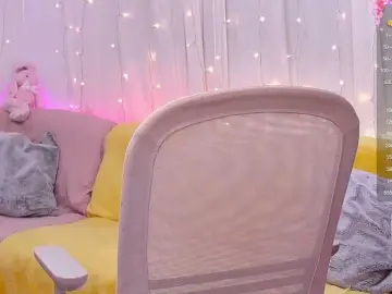 Miss-milka  live sex cam