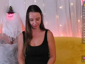 Miss-milka  live sex cam