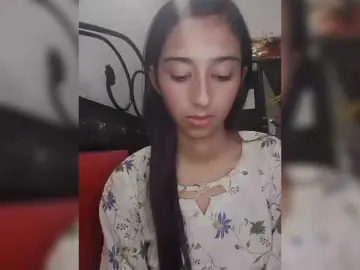 AlinaPopy  live sex cam