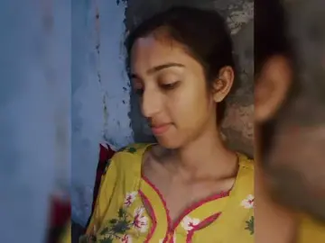 AlinaPopy  live sex cam