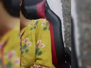 AlinaPopy  live sex cam