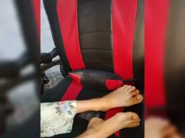 AlinaPopy  live sex cam