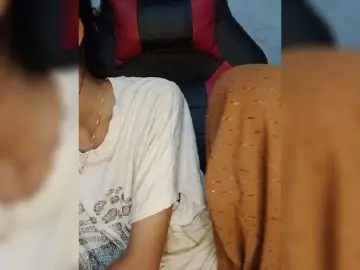 AlinaPopy  live sex cam