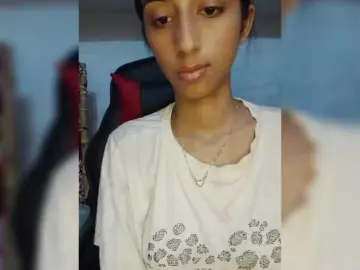 AlinaPopy  live sex cam