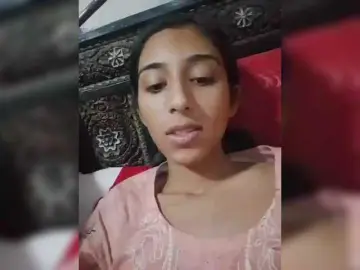 AlinaPopy  live sex cam