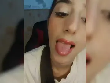 AlinaPopy  live sex cam