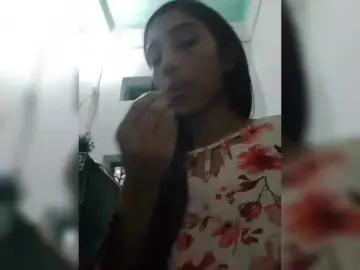 AlinaPopy  live sex cam