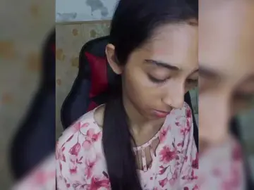 AlinaPopy  live sex cam