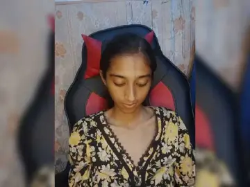 AlinaPopy  live sex cam