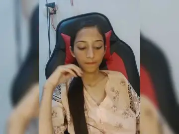AlinaPopy  live sex cam