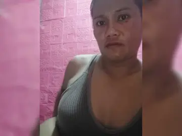 AnnaLizaXxX  live sex cam