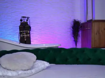 JennaDay  live sex cam